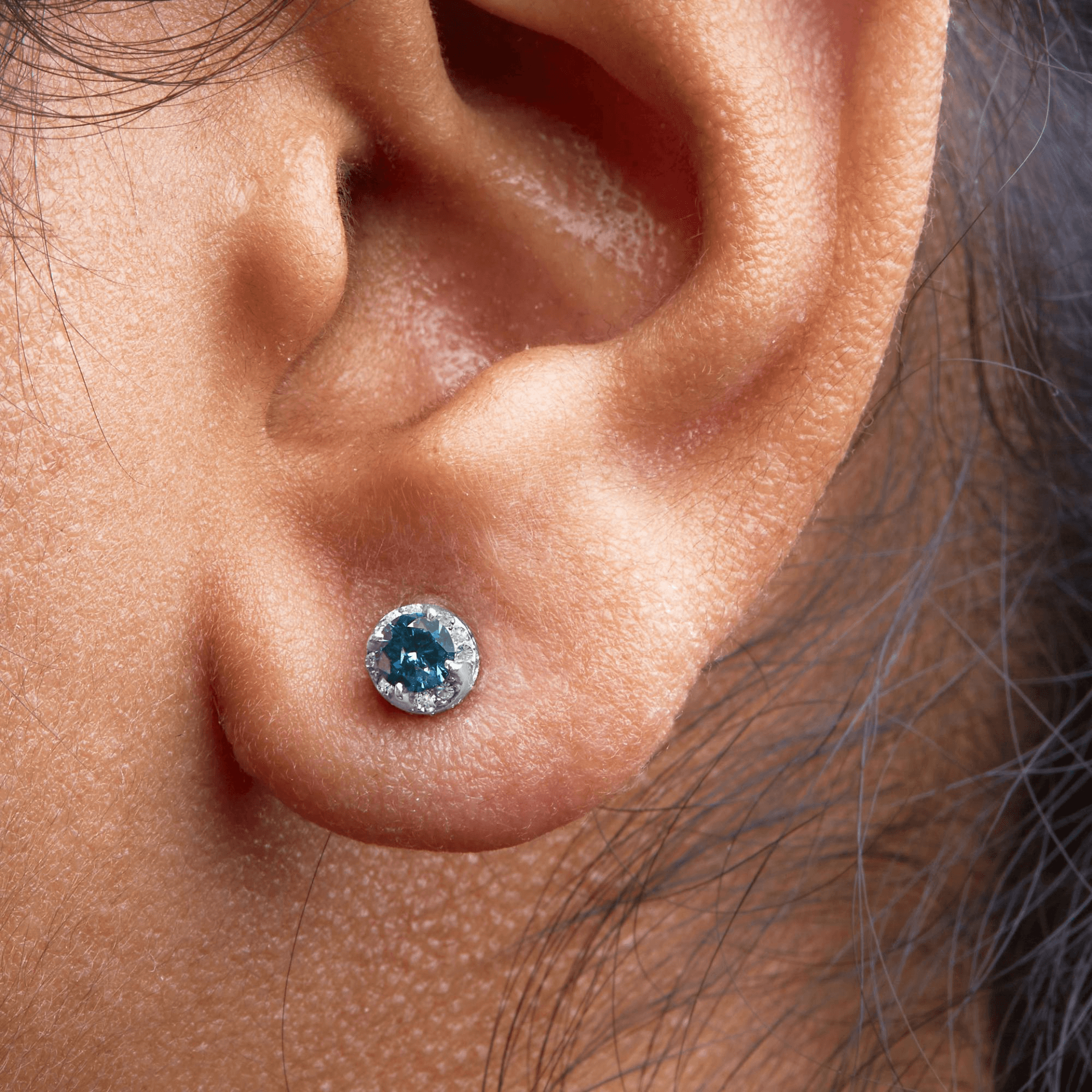 14K White Gold 1/2 cttw White and Treated Blue Round Diamond Earrings | Elegant Jewelry for Every Occasion - Sable Gold