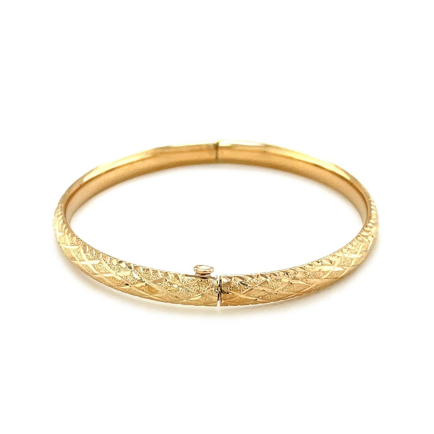 14k Yellow Gold Diamond Cut Design Dome Motif Childrens Bangle (5.50 mm) - Sable Gold