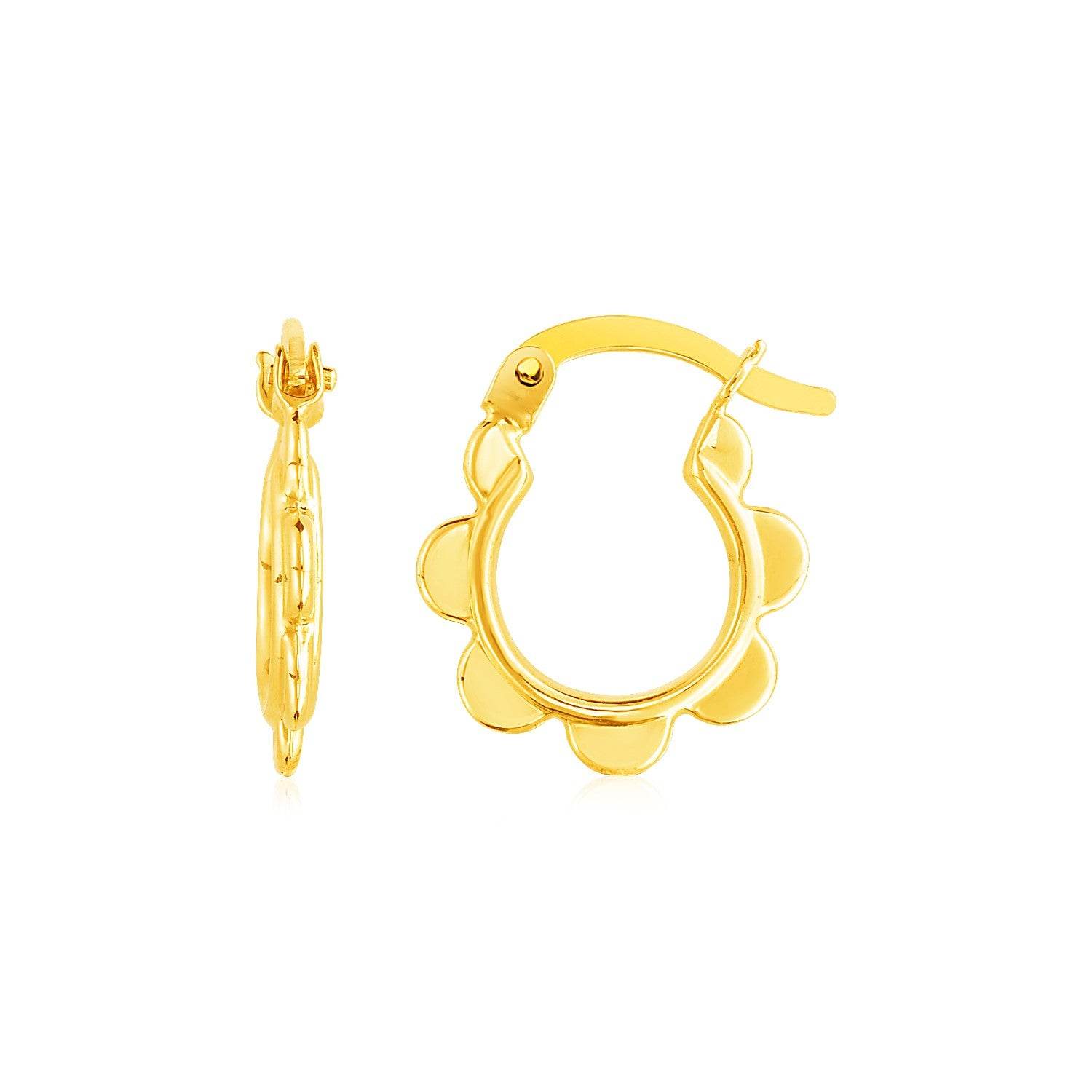 14k Yellow Gold Scalloped Hoop Earrings - Sable Gold